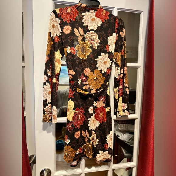 Marah robe - Picture 2 of 3